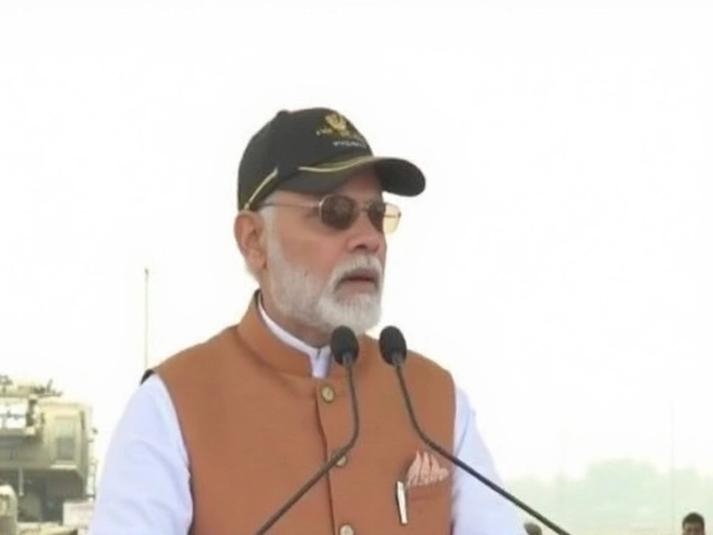 PM मोदी ने आदमपुर एयरबेस पर आतंकवाद को दी चेतावनी, S-400 पर पाकिस्तान के दावे को बताया झूठ